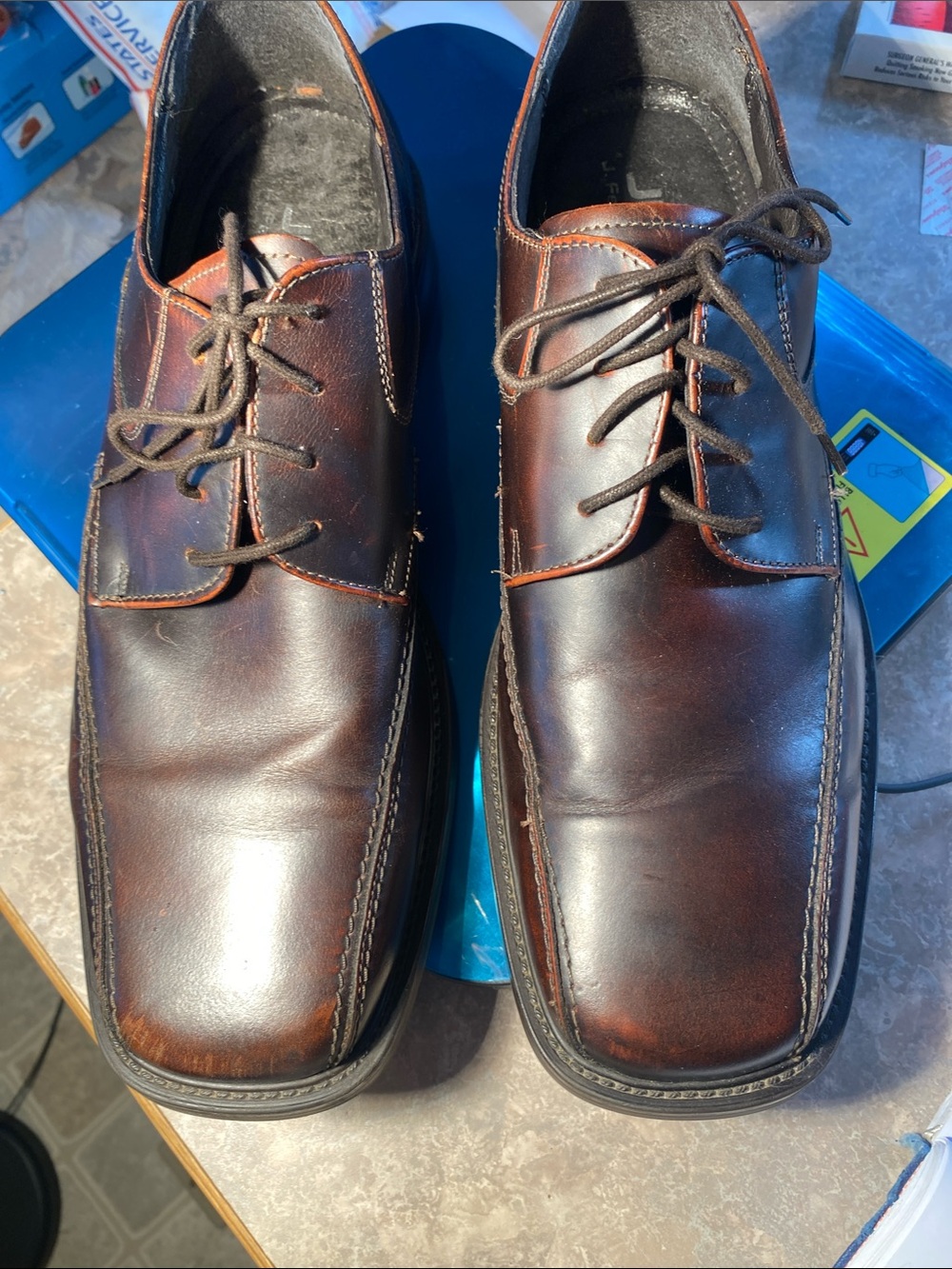 jf j.ferrar Men's Dark Brown Leather Lace-Up Derby Shoes